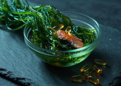 EPA und DHA: Wirkung, Vorteile, Quellen und Dosierung